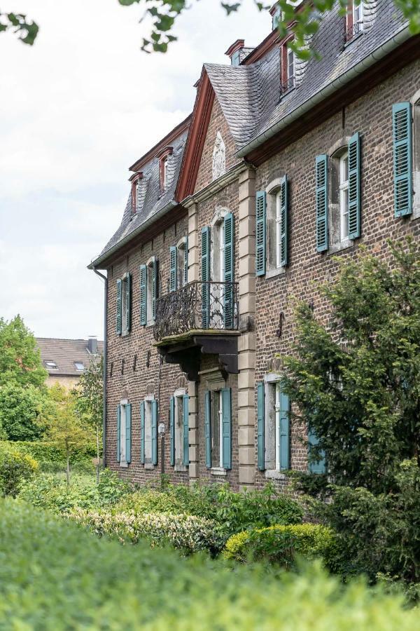 ホテル Boardinghouse Burgpark ヒュルト エクステリア 写真